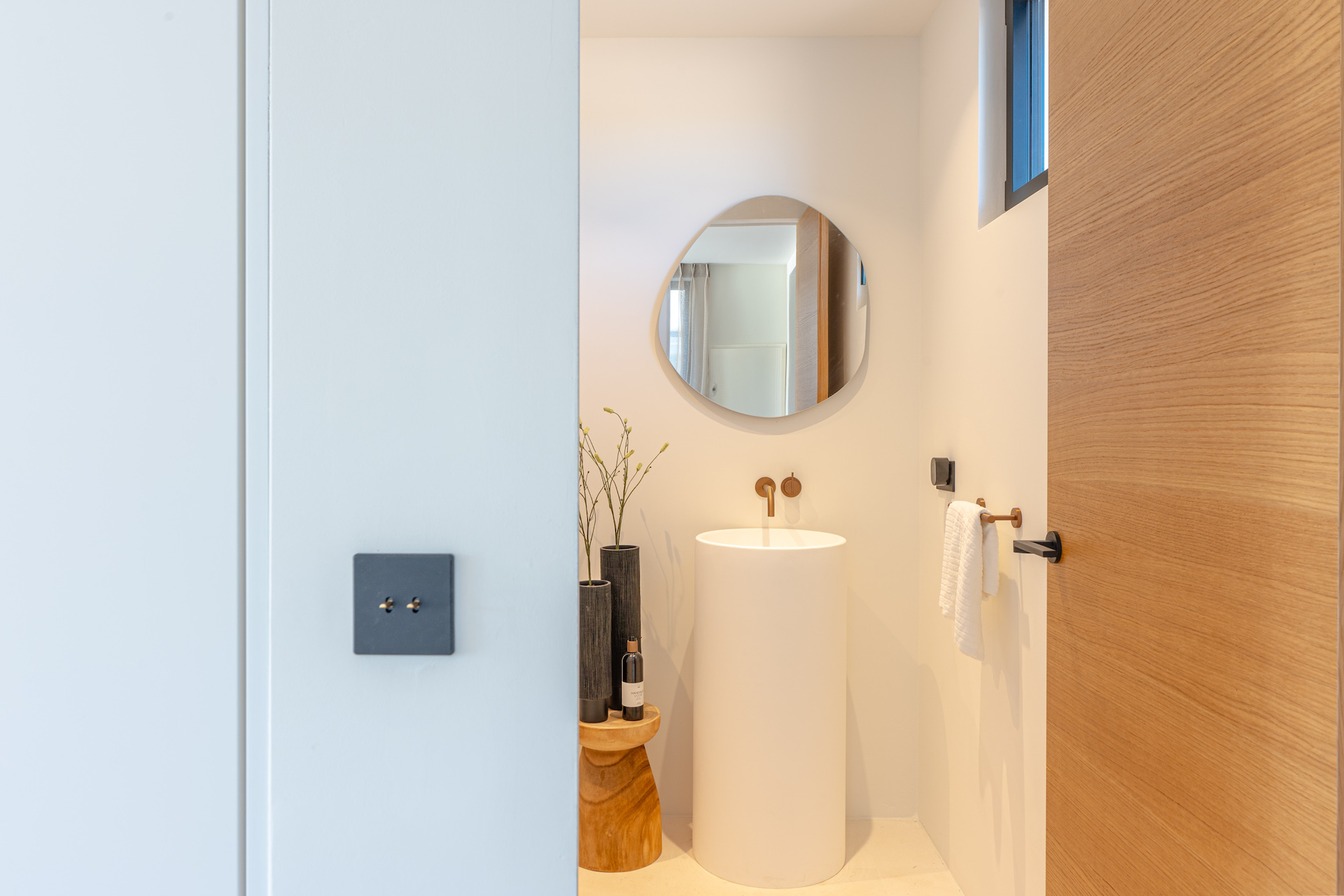 Resa Estates Ibiza te koop for sale finca modern detail bedrooms 3.jpg
